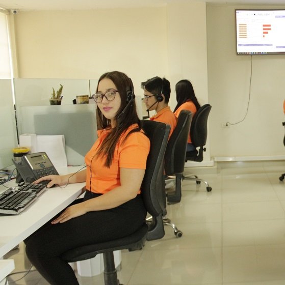 Mudanza-profesional-Santamaria-Trasteos-Equipo-especializado-08.jpg.jpg